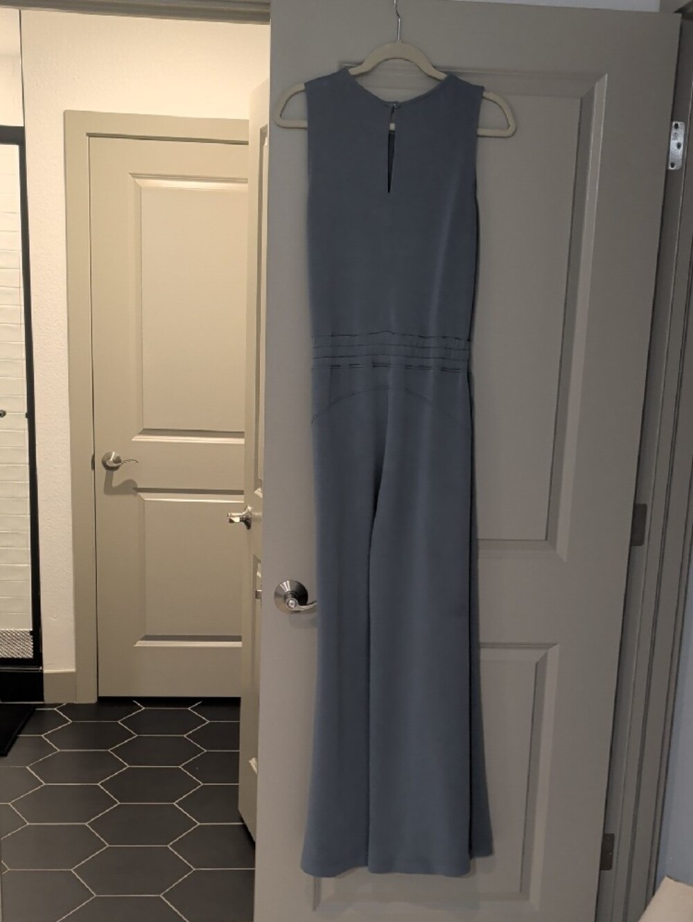 AirEssentials Sleeveless Jumpsuit - Picture 4 of 7